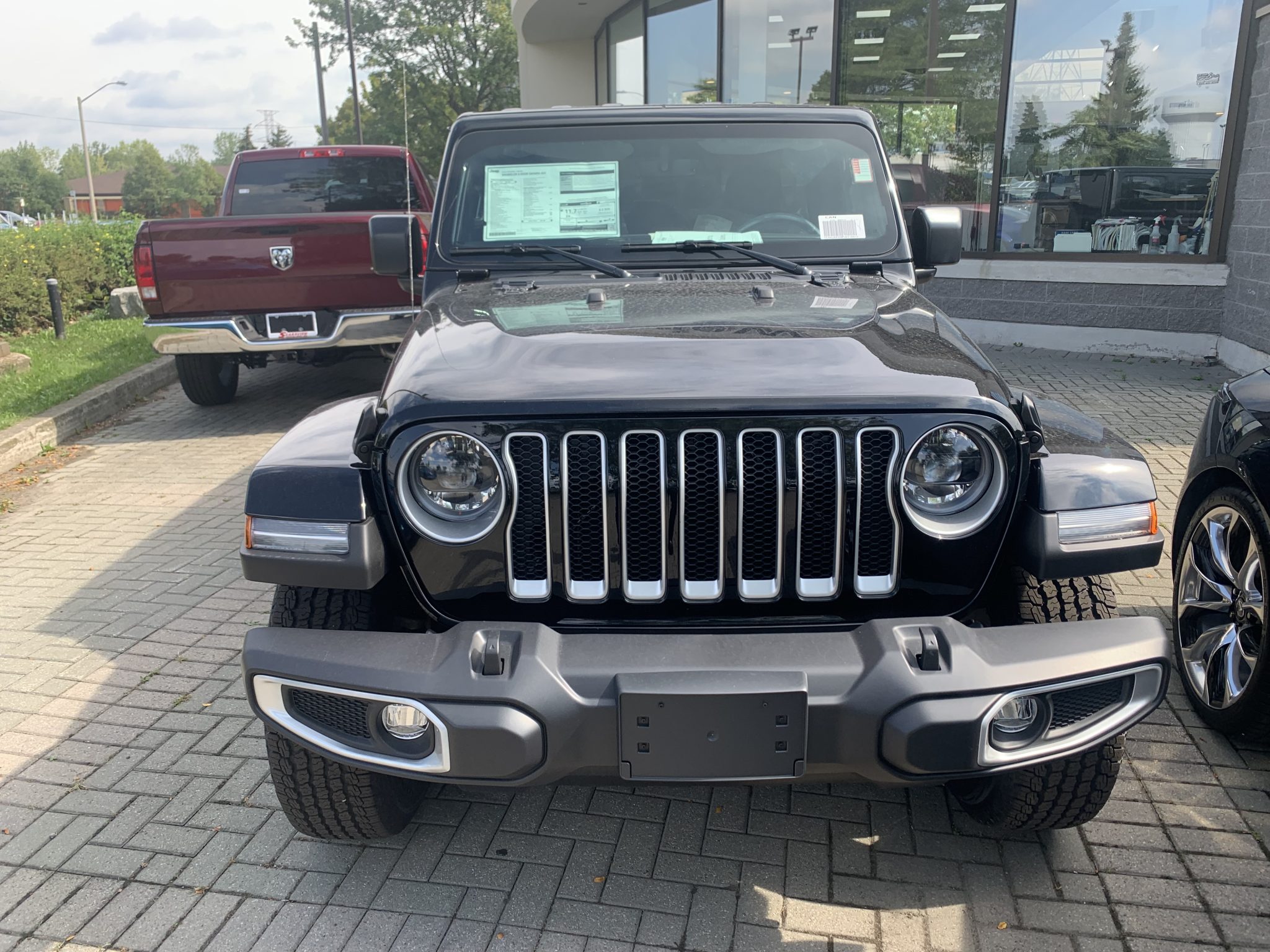 New 2023 Jeep WRANGLER SAHARA UNLIMITED Toronto Real Deal Makers